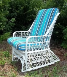 Glider High Back Captian Chair Club w/22" Wide Seat